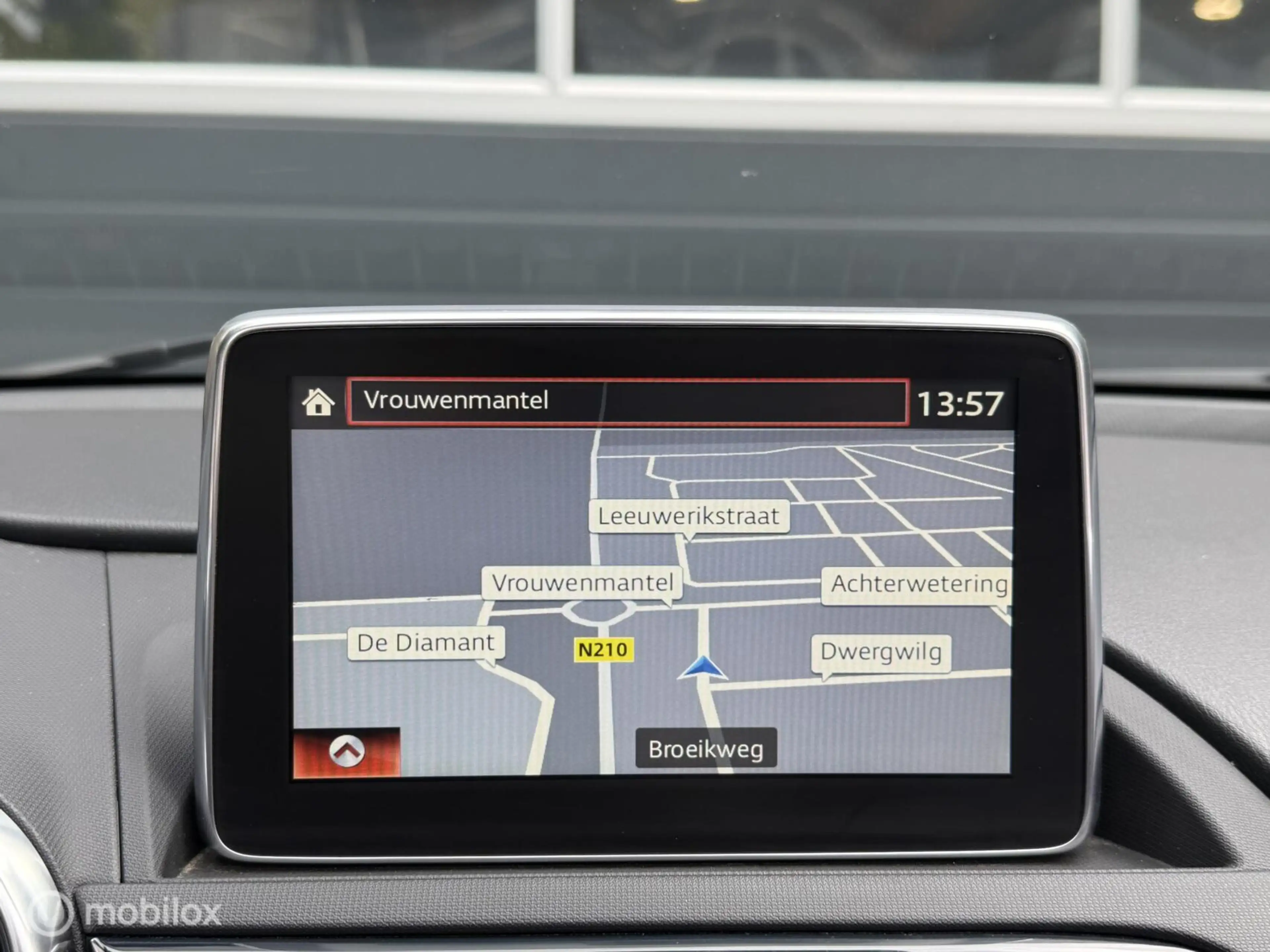 Mazda MX-5 1.5 SkyActiv-G 131 GT-M Leer Navi Bose LED Cruise — photo 13