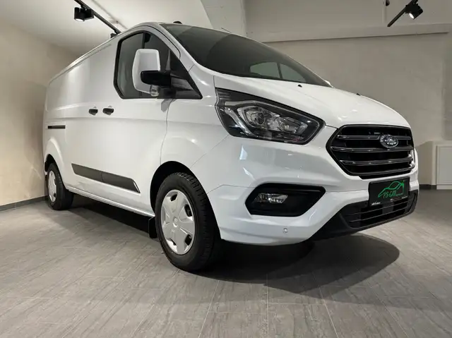 Ford Transit Custom view 7