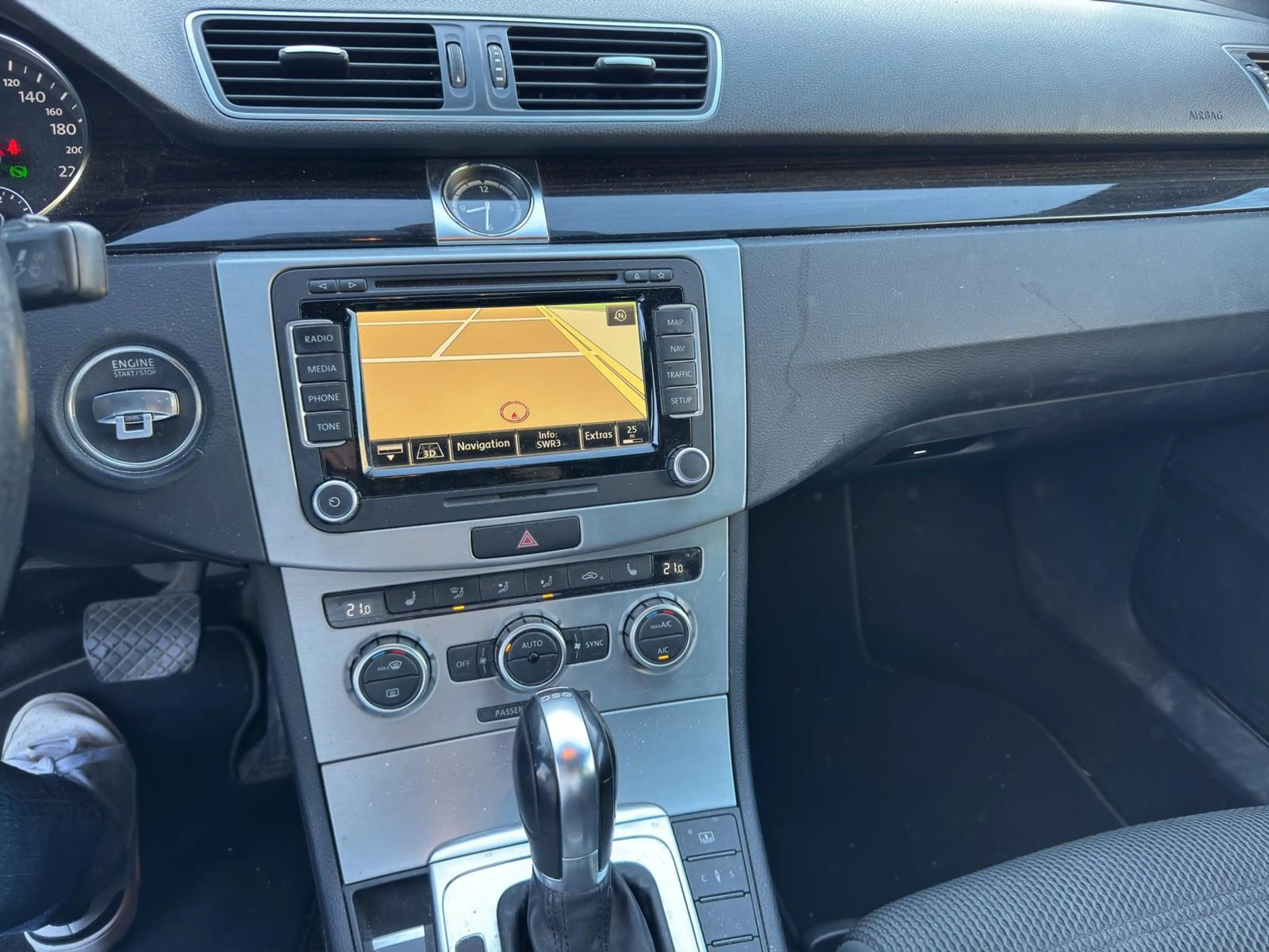 Volkswagen CC 3.6 V6 FSI 4Motion DSG / NAVI / KLIMA / KAMERA / B — photo 9