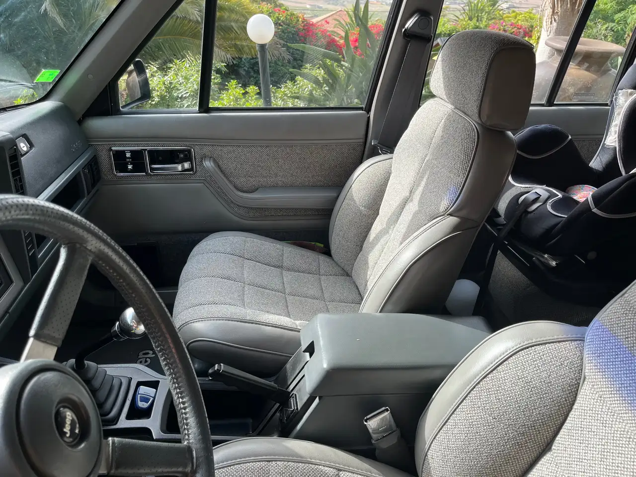 Jeep Cherokee 4.0, foto 3