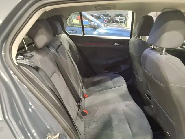 Volkswagen Golf view 7