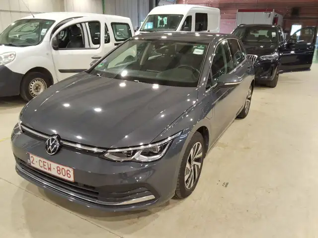 Volkswagen Golf view 2