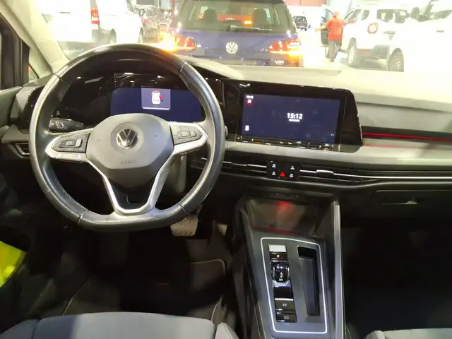 Volkswagen Golf view 6