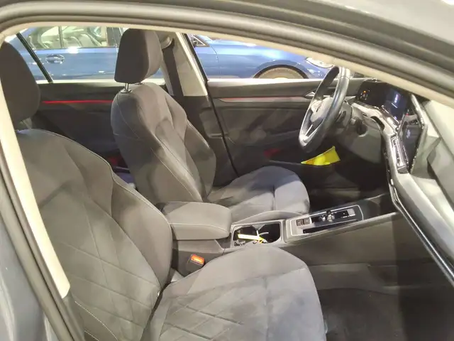 Volkswagen Golf view 5