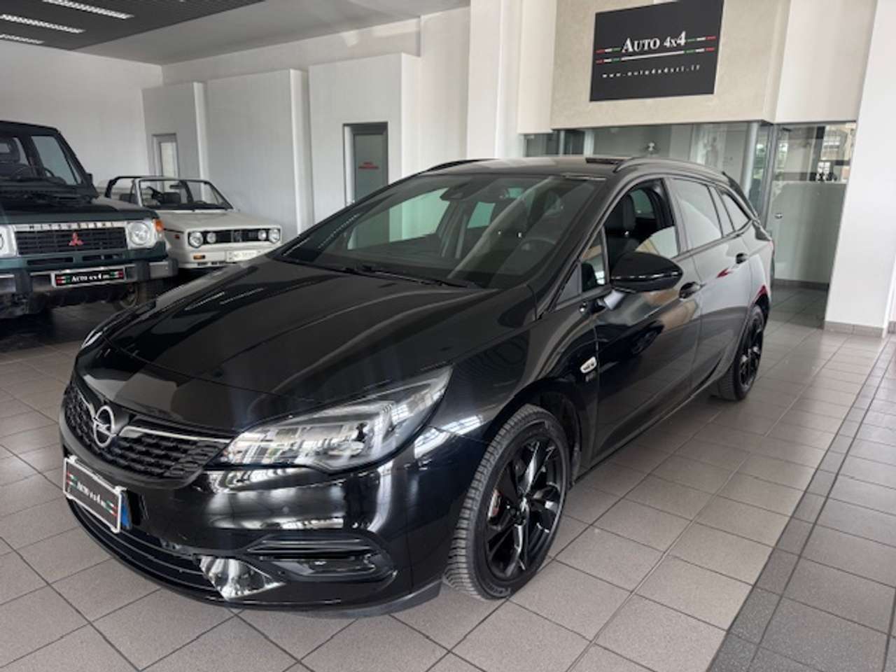 Opel Astra 1.2 t GS Line s&s 110cv