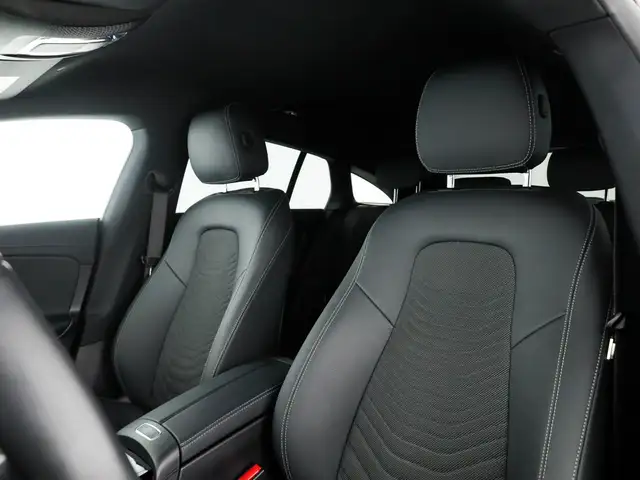 Mercedes-Benz Cla view 13
