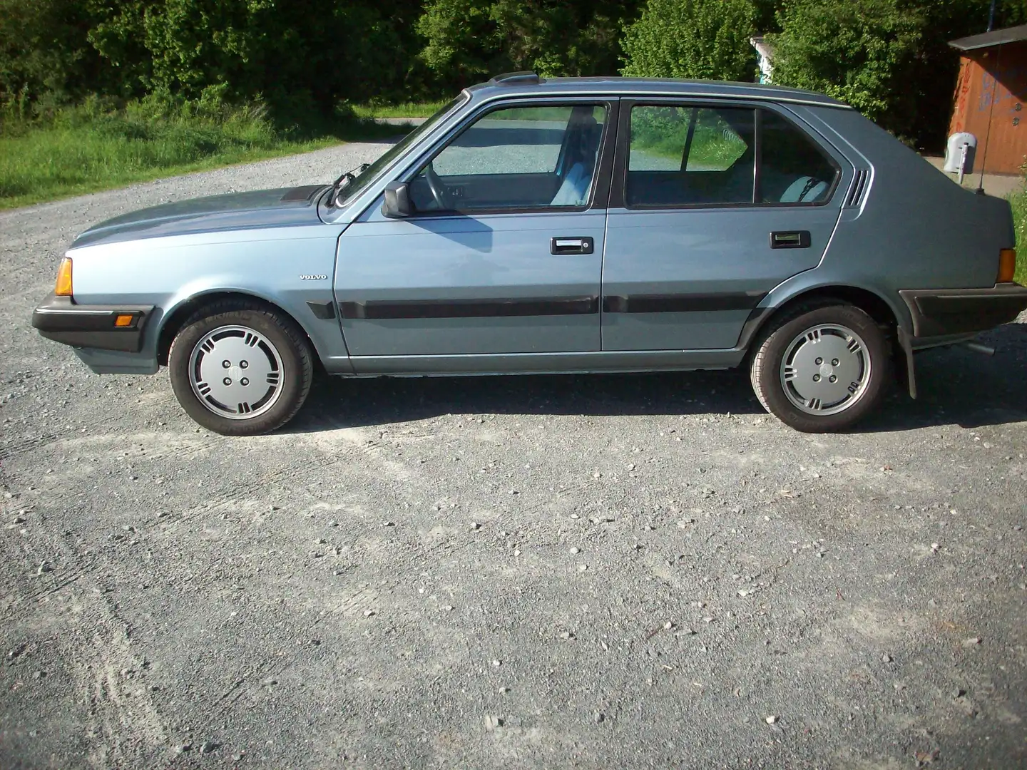 Volvo 360 Volvo 360 Inj. GL TÜV neu Zahnriemen neu Azul - 1