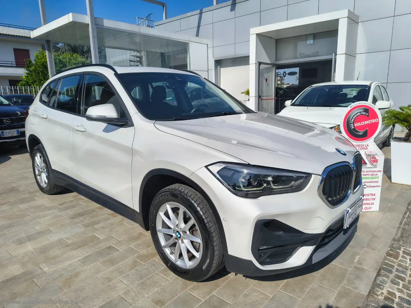 BMW X1 sDrive18d Business Advantage AUTOMATICO - TETTO AP Bianco - 1