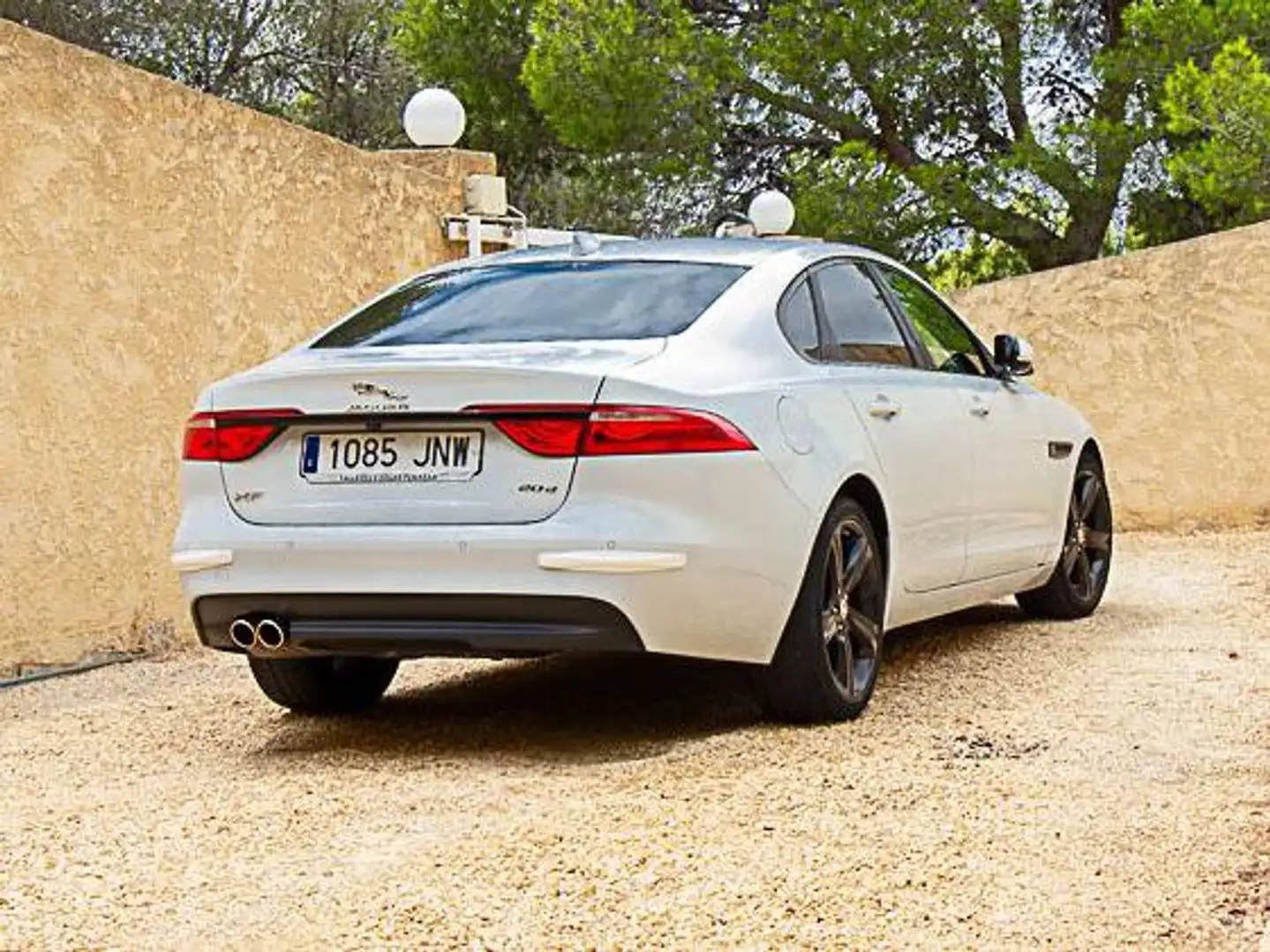 Jaguar XF XF 2.0i4D Pure Aut. 180 Pure - 2