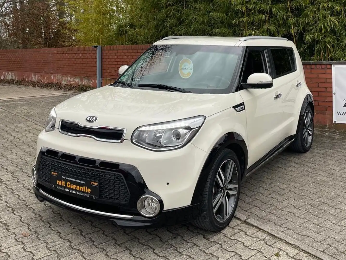 Kia Soul Spirit // 2-Hand // TÜV und Inspektion neu // Beige - 1