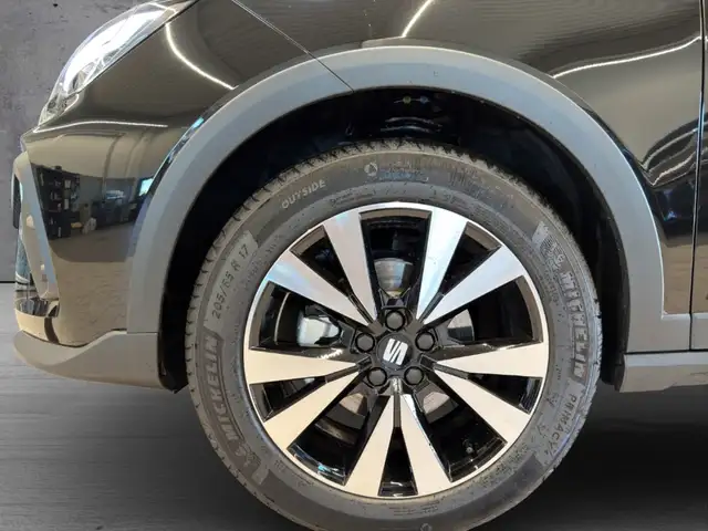 Seat Arona view 4