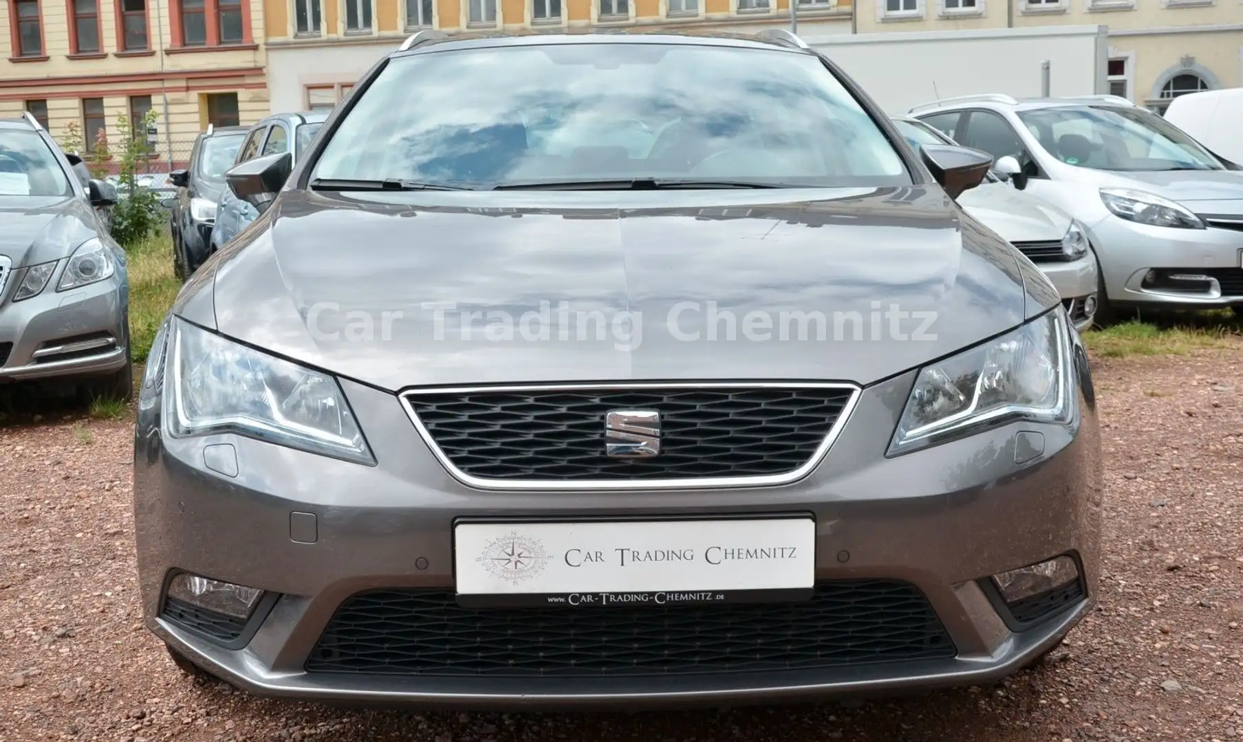 SEAT Leon ST Style 1.4 16V Navi Klimaautomatik Grijs - 2