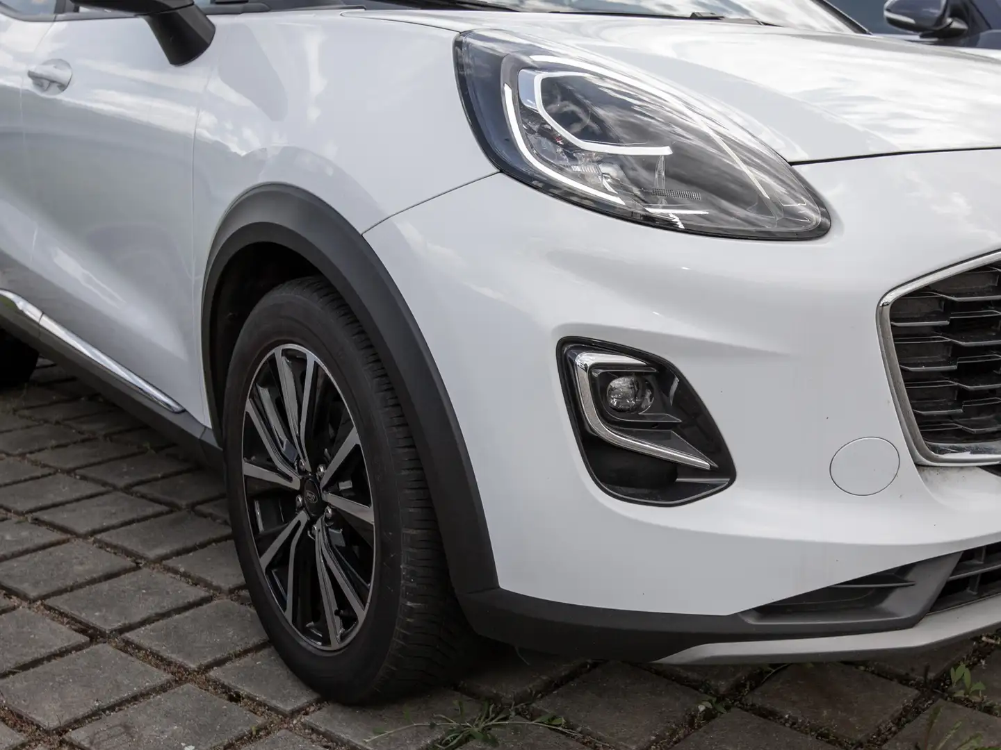 Ford Puma 1.0 TITANIUM X+NAVI+LED+SCHECKHEFTGEPFLEGT Blanc - 2