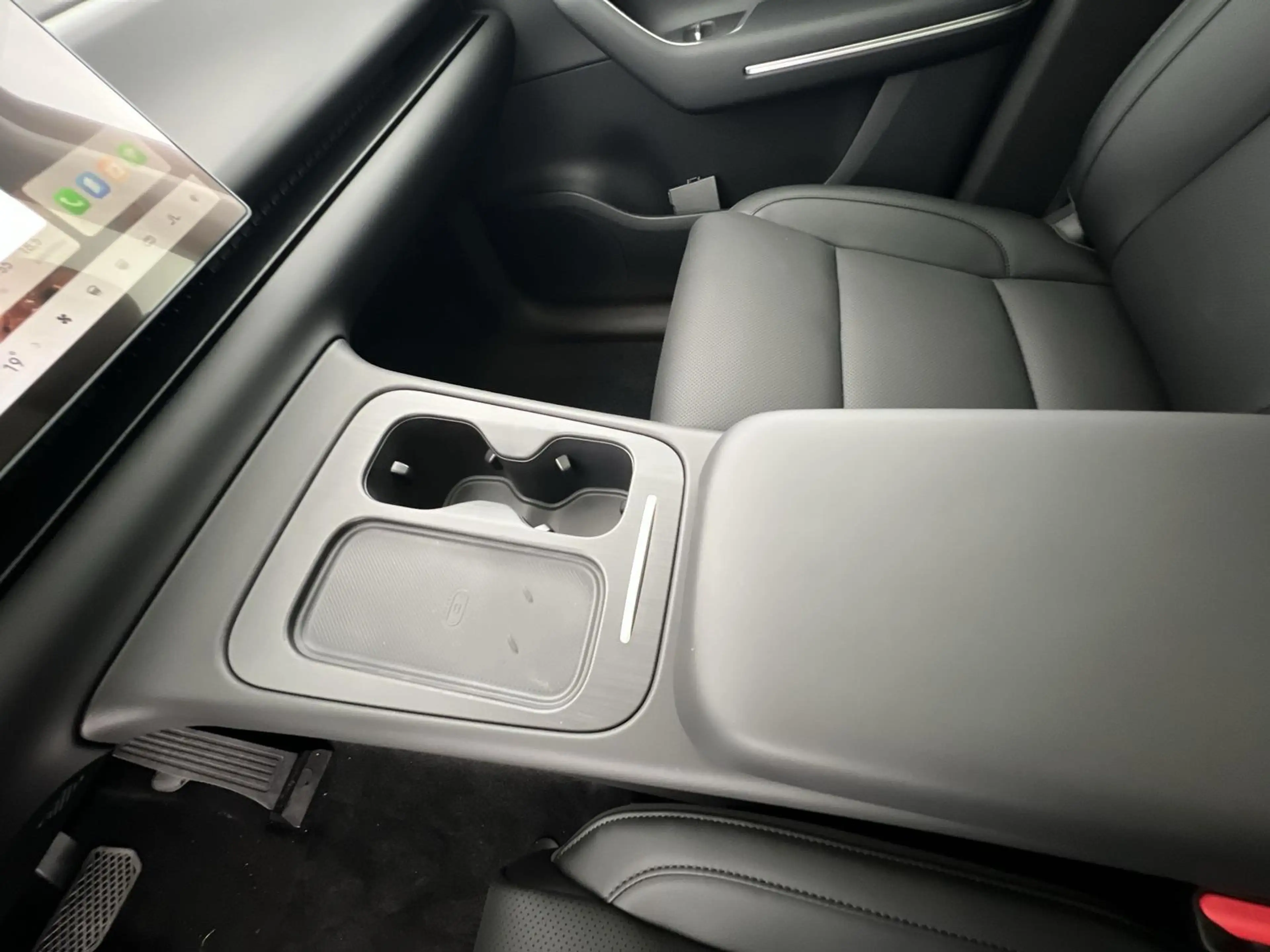 Leapmotor C10 BEV ProMax Design AWD*NAVI*SHZ*360°K*uvm — photo 12