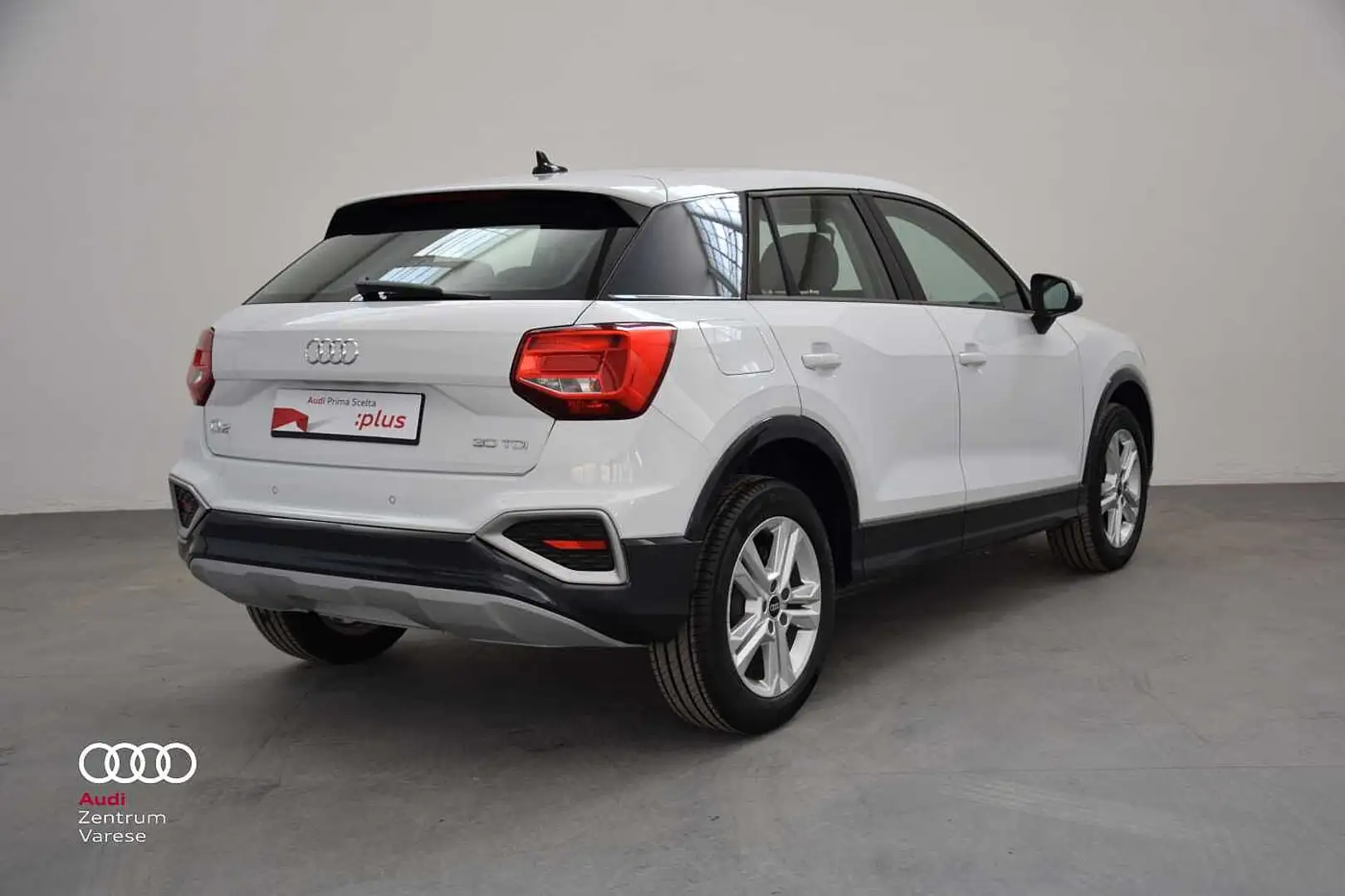 Audi Q2 30 TDI 116CV Stronic Advanced Bianco - 2