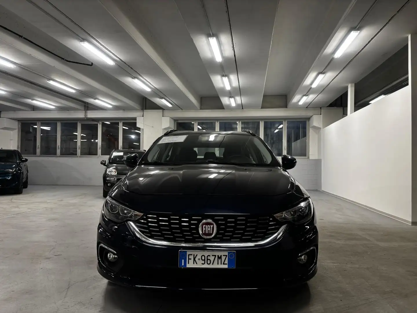 Fiat Tipo SW 1.6 mjt Lounge s&s 120cv dct Albastru - 2
