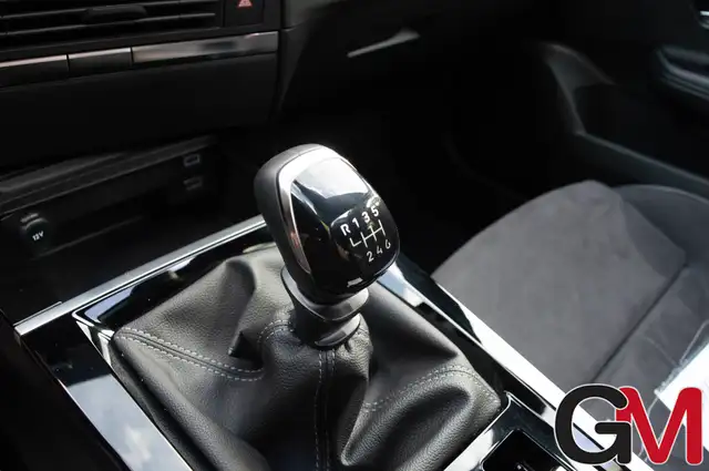 Opel Astra view 19