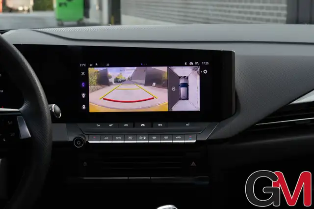 Opel Astra view 14
