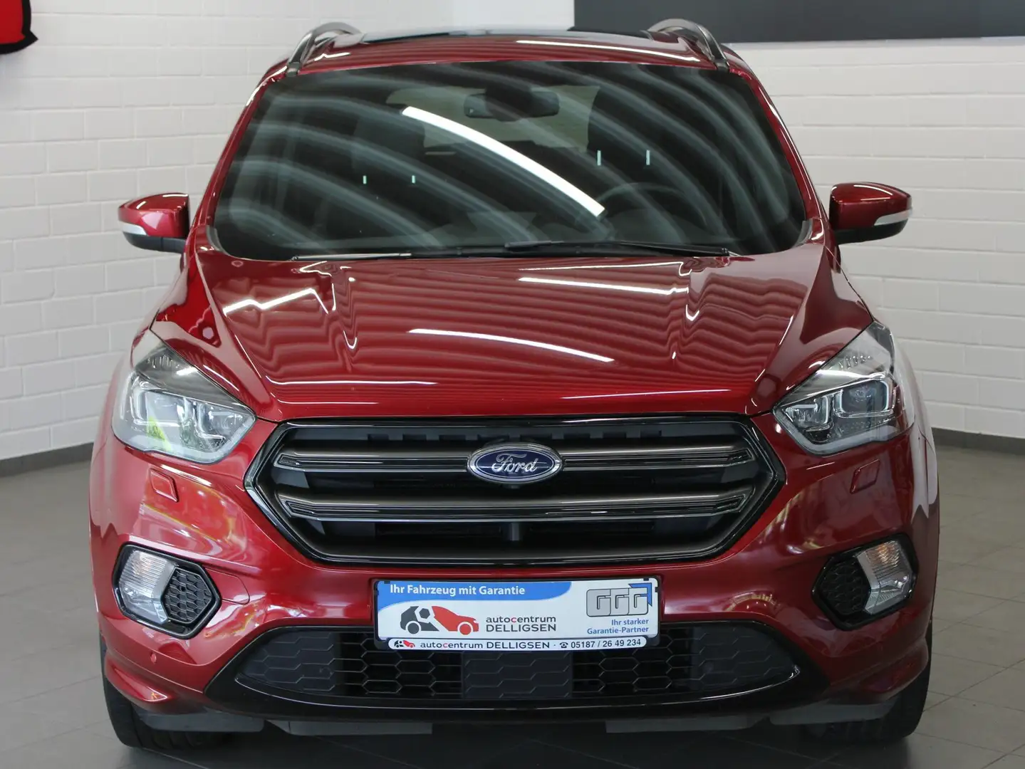 Ford Kuga ST-Line 1,5 Rfk Pano AHK Xenon Shzg Navi BT Tempom Rouge - 2