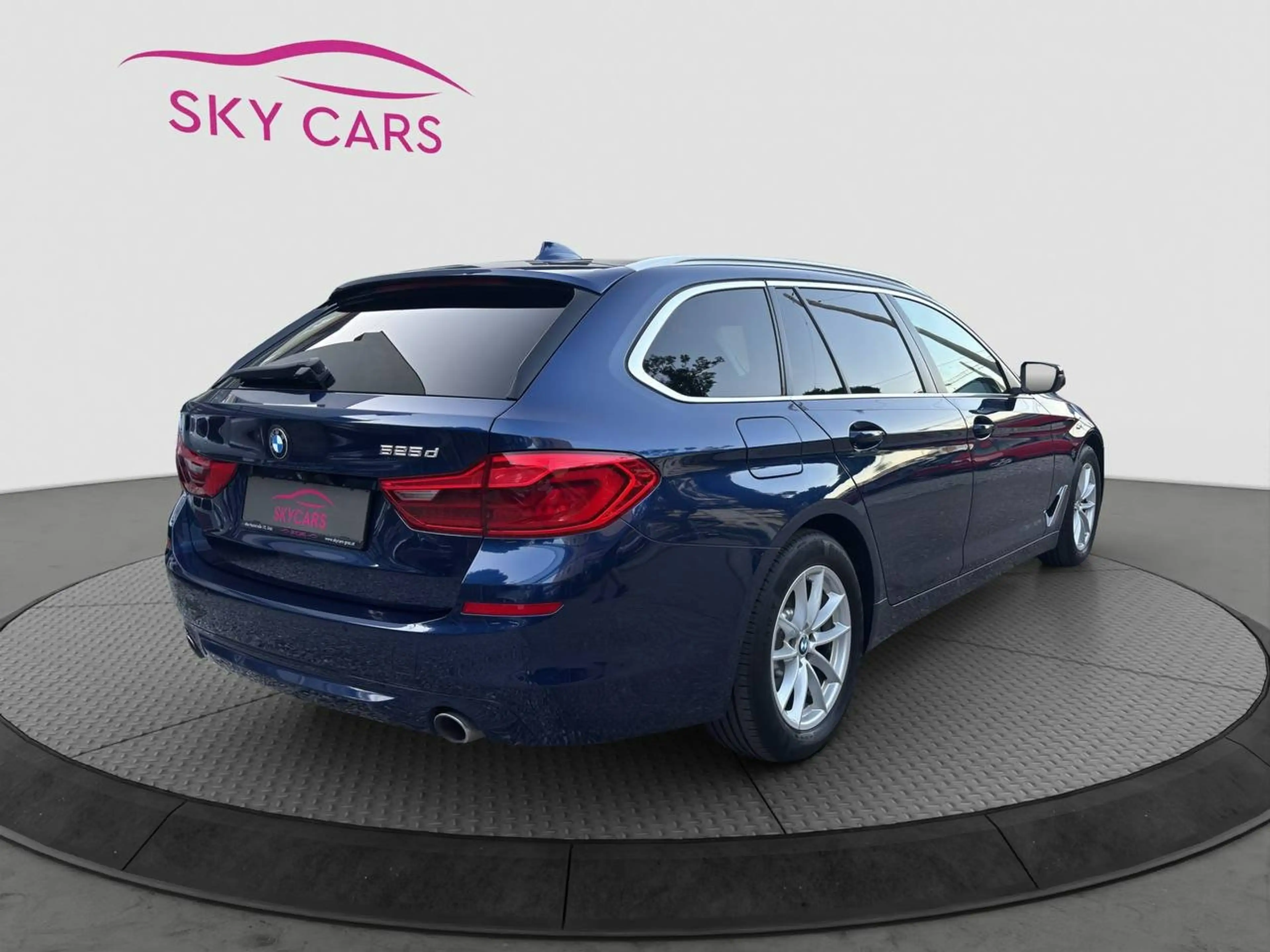 BMW 525 525d Touring | Automatik | Driving Assistant Plus — photo 4