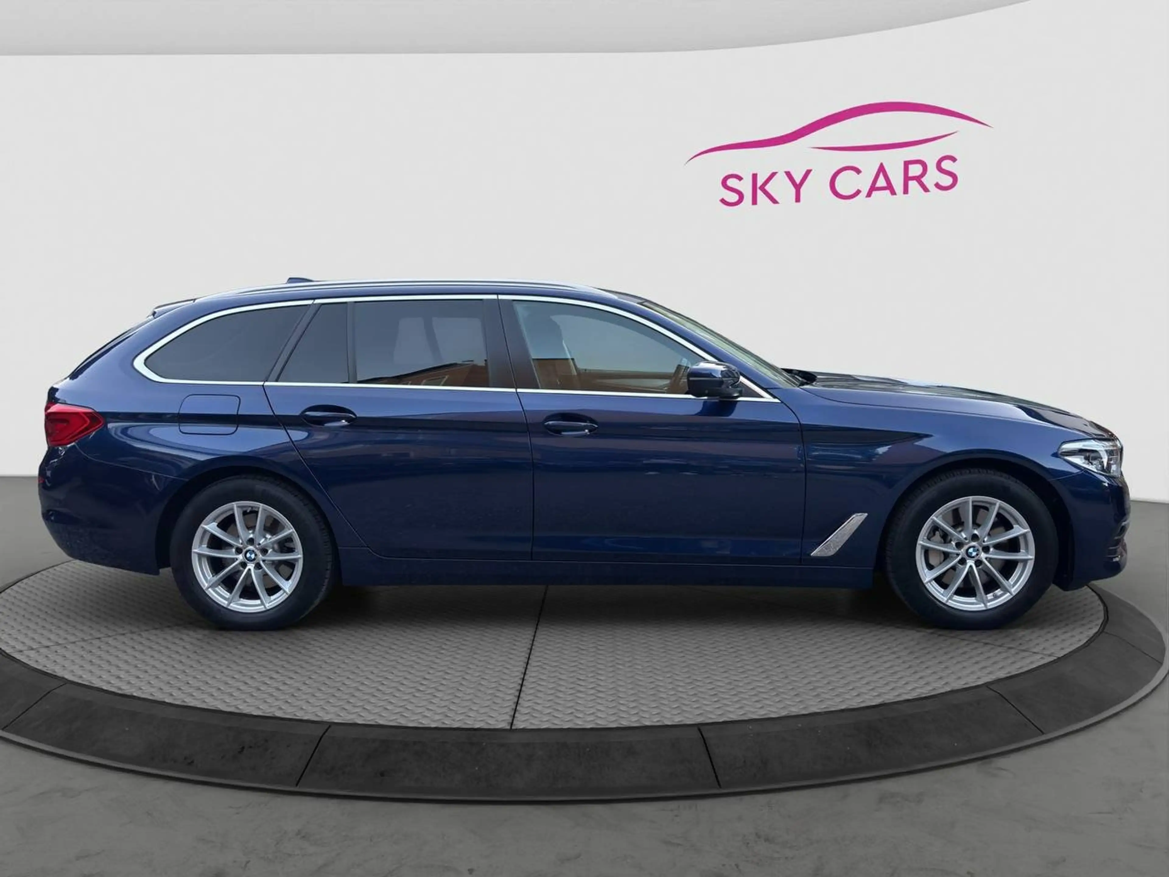 BMW 525 525d Touring | Automatik | Driving Assistant Plus — photo 7