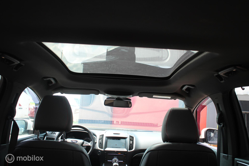 Ford S-Max 1.5 ST-Line Pano/20Inch/Leder/Camera/Trekhaak/Etc — photo 33