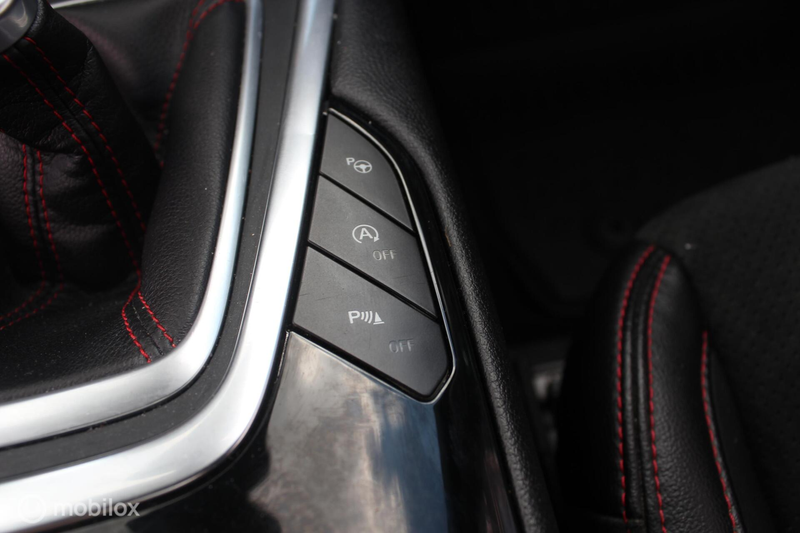 Ford S-Max 1.5 ST-Line Pano/20Inch/Leder/Camera/Trekhaak/Etc — photo 27