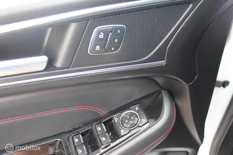 Ford S-Max 1.5 ST-Line Pano/20Inch/Leder/Camera/Trekhaak/Etc — photo 14