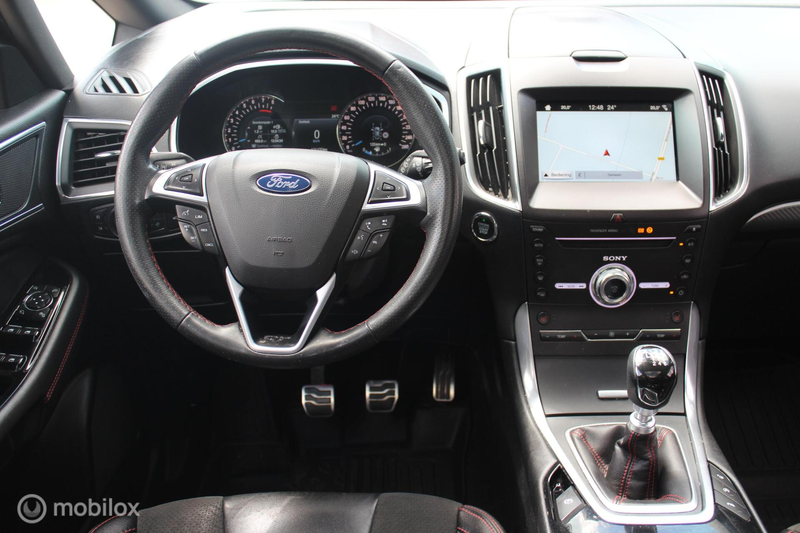 Ford S-Max 1.5 ST-Line Pano/20Inch/Leder/Camera/Trekhaak/Etc — photo 12