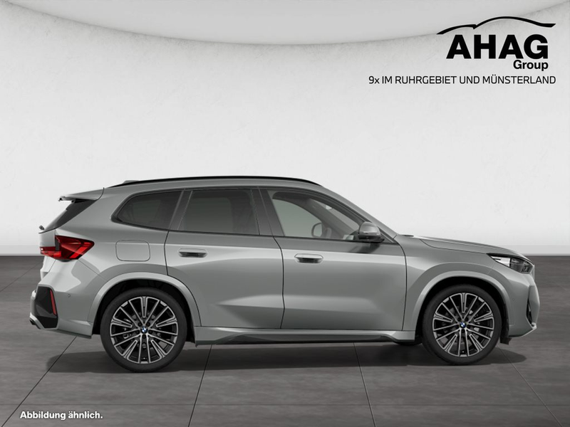 BMW X1 sDrive20i — photo 8