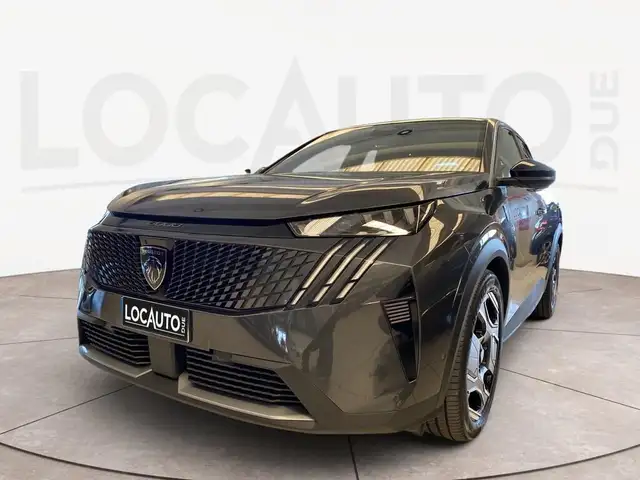 Peugeot 3008 main image