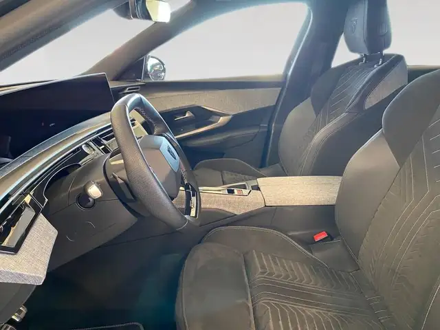 Peugeot 3008 view 7