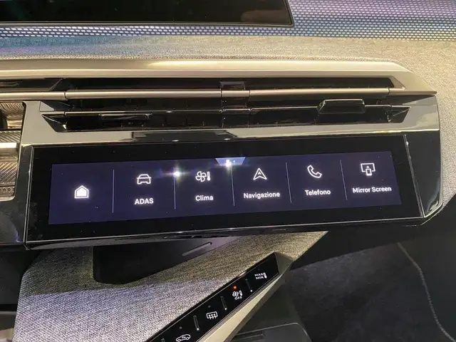 Peugeot 3008 view 17