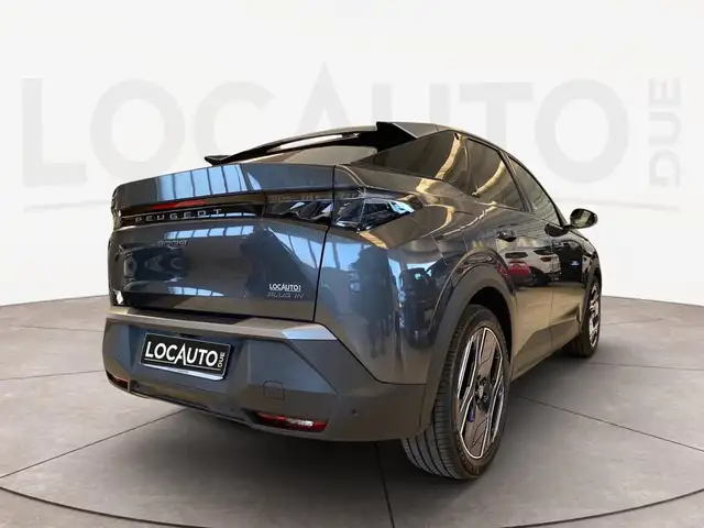 Peugeot 3008 view 4