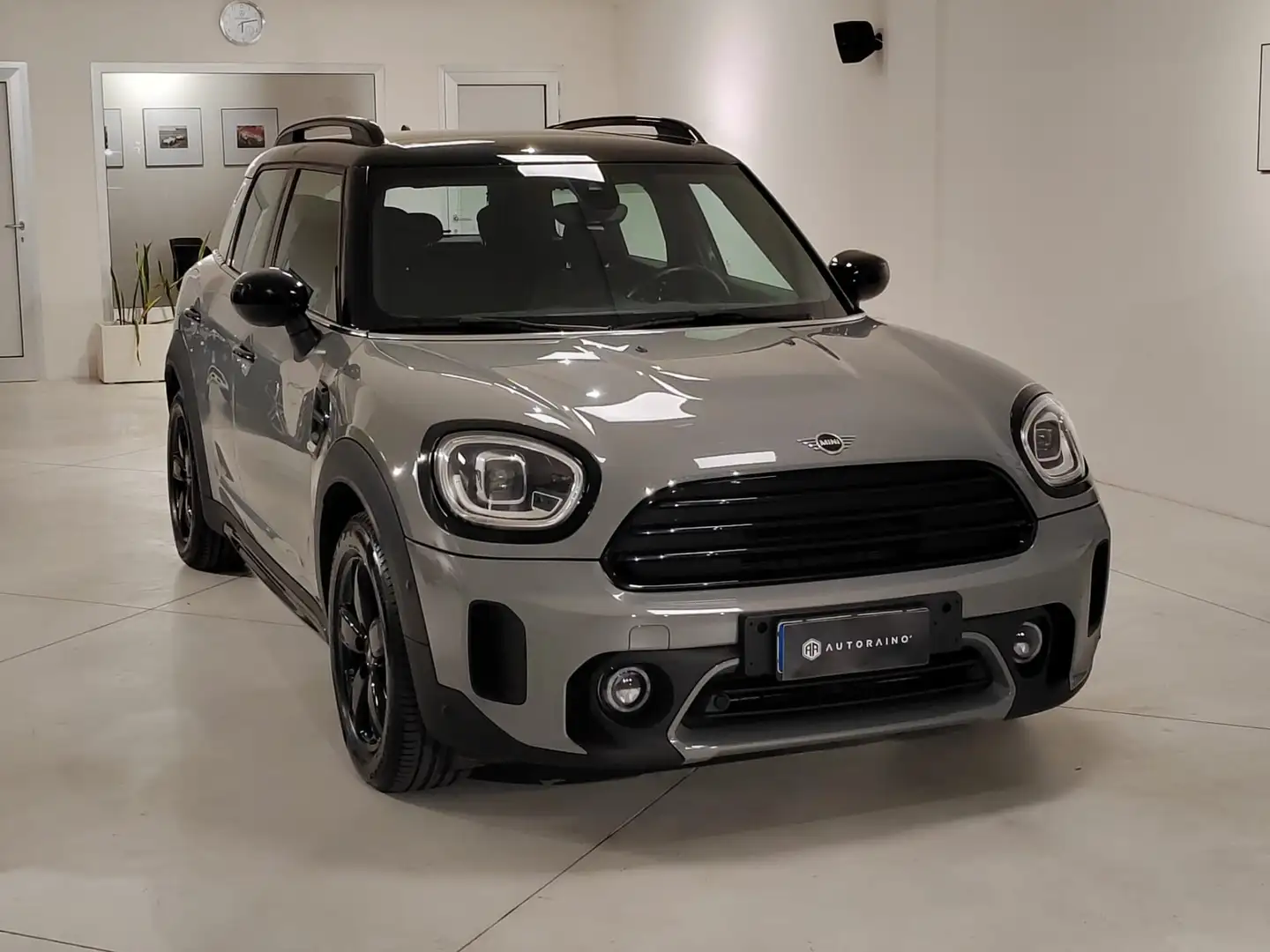 MINI Cooper D Countryman Mini 2.0 Cooper D Business Countryman Automatica Grigio - 1