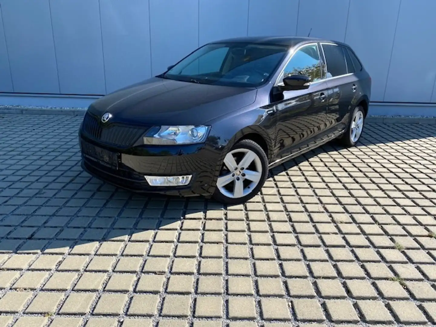 Skoda Rapid/Spaceback 1.2 TSI Drive Limited-Edition XENON/16-ZOLL/GRA/P Schwarz - 2