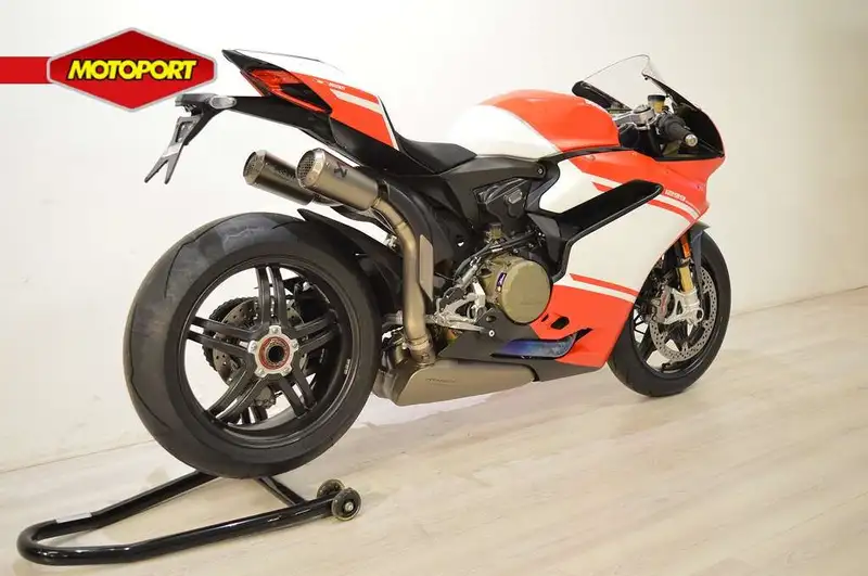 Ducati 1299 Superleggera - foto 3