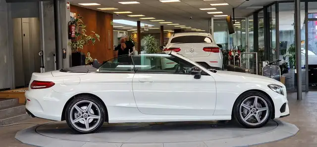 Mercedes-Benz C-Class view 7