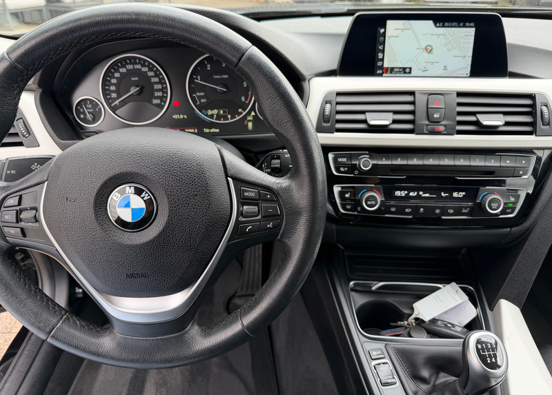 BMW 320 320 d Advantage /LED-Scheinwerfer /AHK /8*Reifen+Felgen — photo 12
