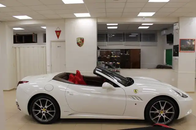 Ferrari California California 4.3 DCT PERMUTE AUTO MOTO E GOMMONI!!!