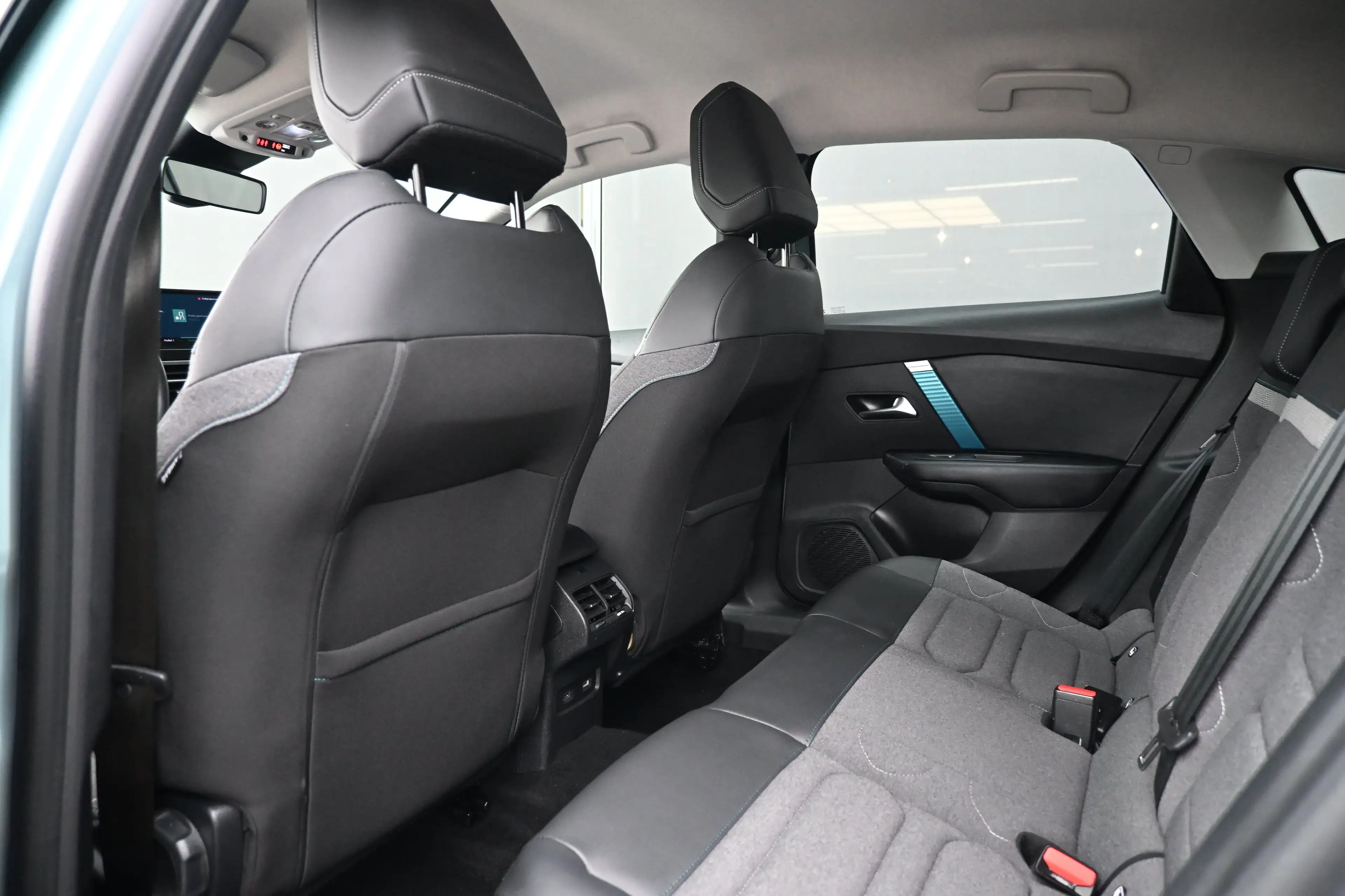 Citroen E-C4 Electric Feel Pack 50 kWh 3 Fase 87%SOH! | Afn. Trekhaak | — photo 10