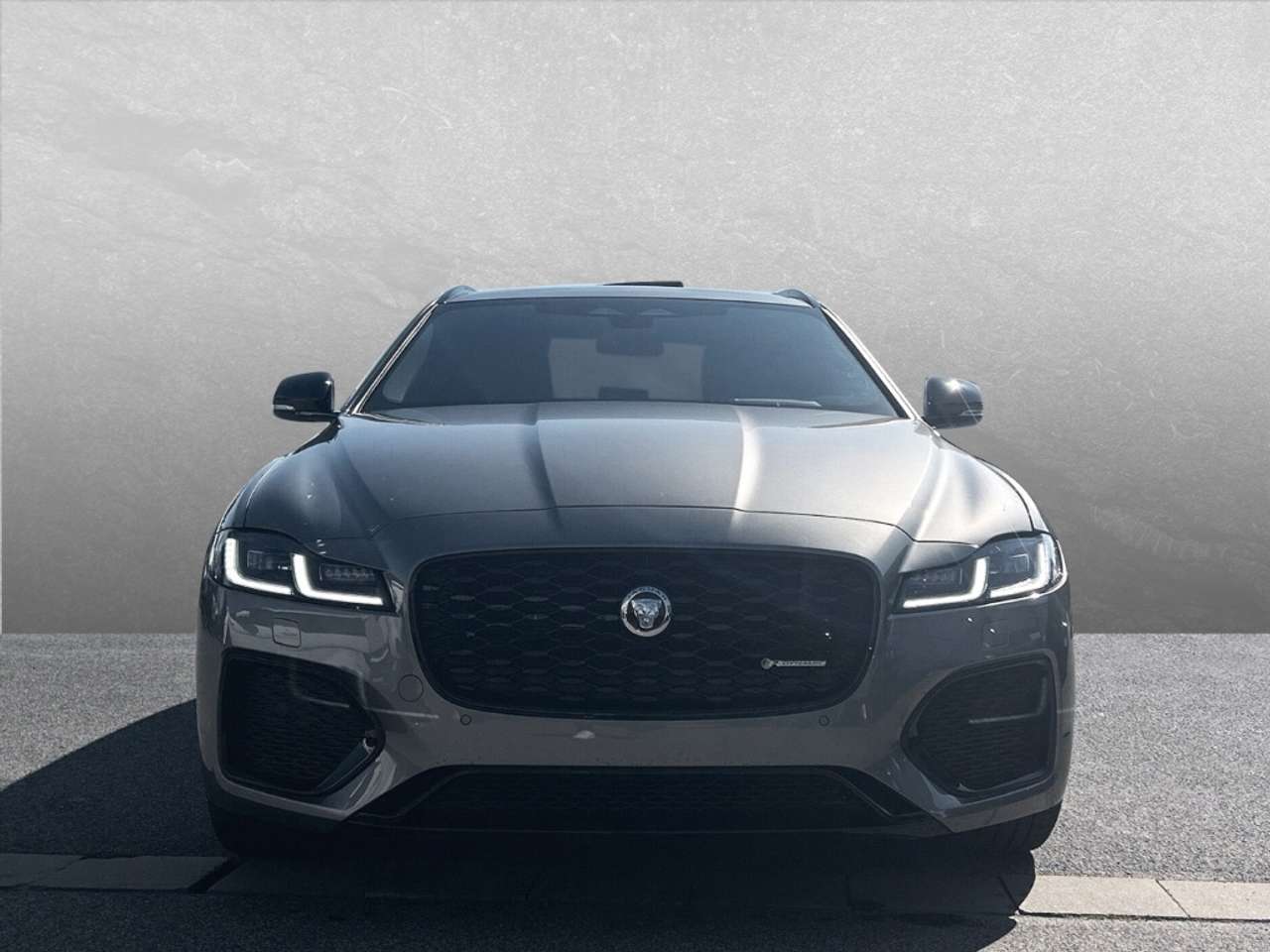 Jaguar-XF-Sportbrake R-Dynamic Black D200 AWD AHK Pano HUD W