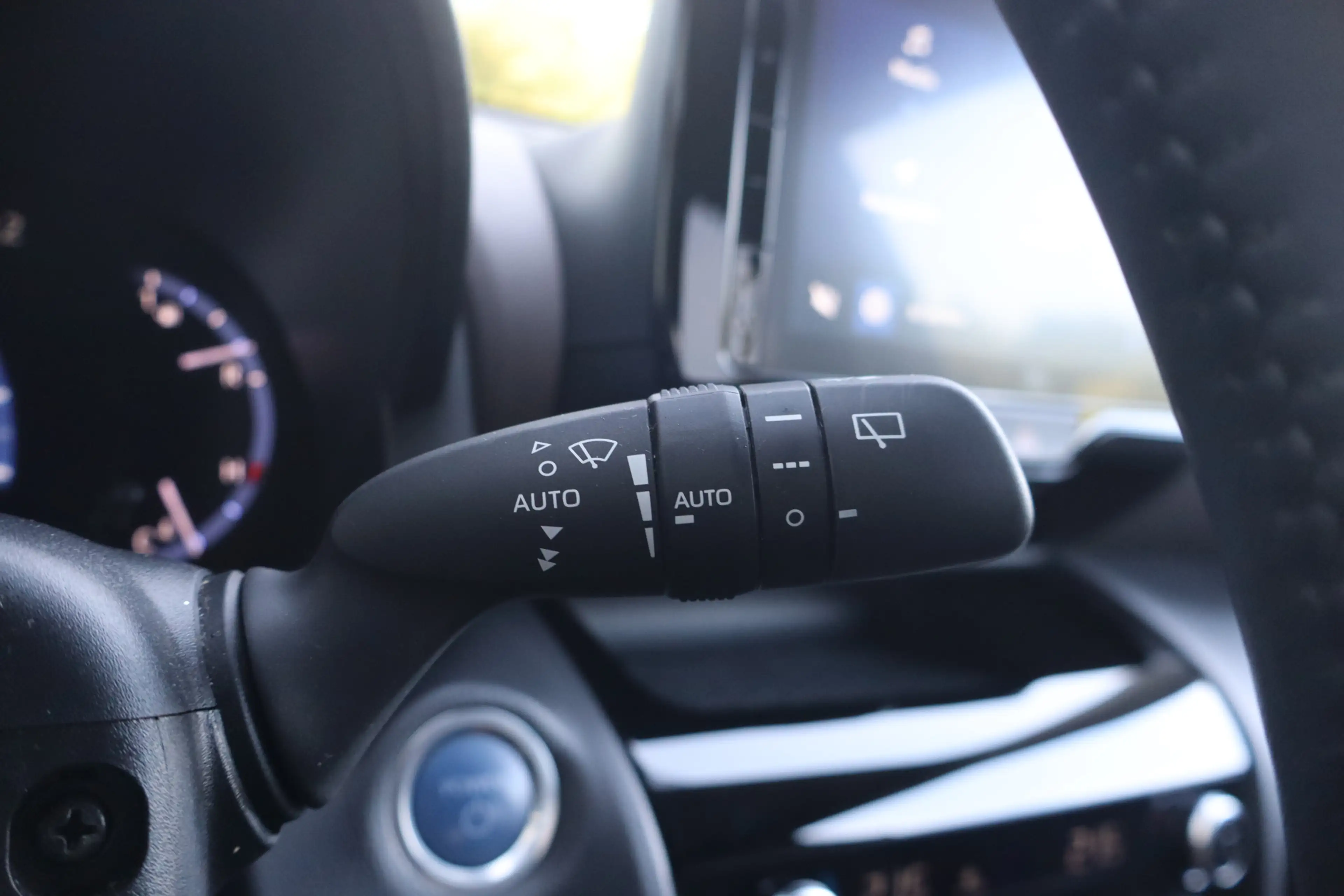 Toyota Yaris Cross 1.5 Hybrid Executive - NL- Auto!! HUD I Camera I D — photo 24