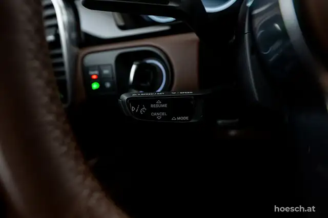 Porsche Cayenne E-Hybrid V6 CLUBLEDER LUFT PANO SITZKLIMA Ansicht 47