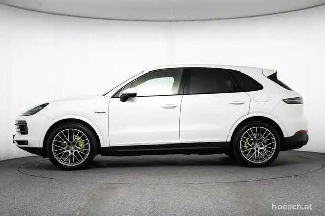 Porsche Cayenne E-Hybrid V6 CLUBLEDER LUFT PANO SITZKLIMA Ansicht 3