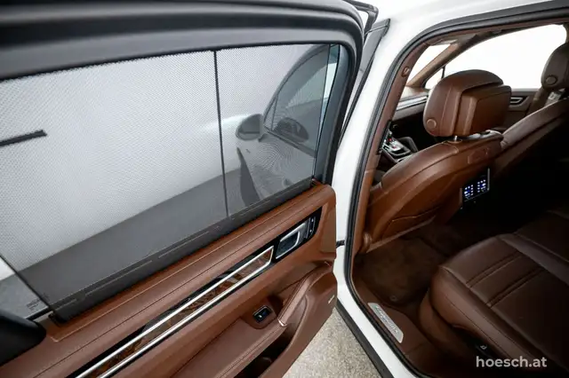 Porsche Cayenne E-Hybrid V6 CLUBLEDER LUFT PANO SITZKLIMA Ansicht 8