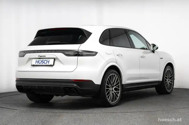Porsche Cayenne E-Hybrid V6 CLUBLEDER LUFT PANO SITZKLIMA Ansicht 50