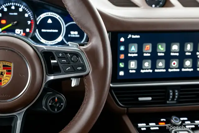 Porsche Cayenne E-Hybrid V6 CLUBLEDER LUFT PANO SITZKLIMA Ansicht 32