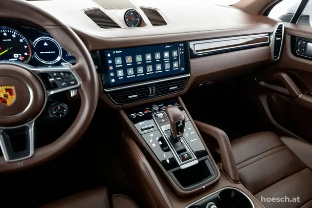 Porsche Cayenne E-Hybrid V6 CLUBLEDER LUFT PANO SITZKLIMA Ansicht 33