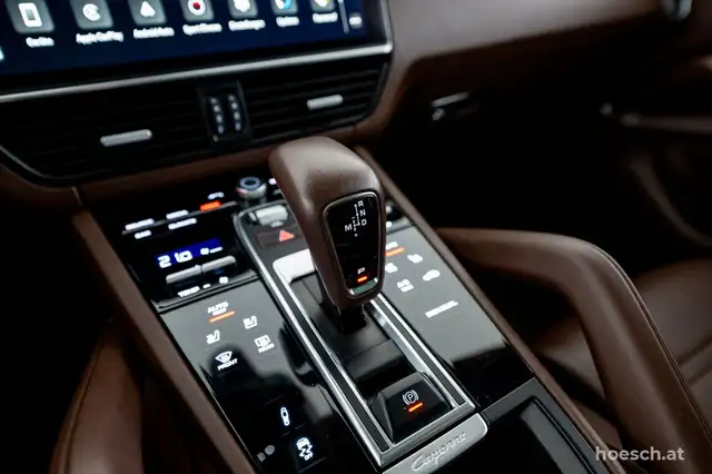 Porsche Cayenne E-Hybrid V6 CLUBLEDER LUFT PANO SITZKLIMA Ansicht 37